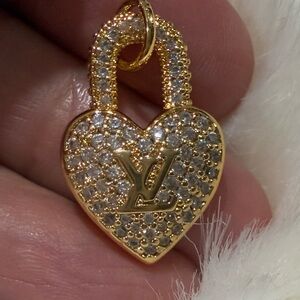 Louis Vuitton Zipper Pull